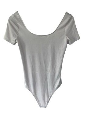 NEW Express Grey Neutral Scoop Neck Body Suit Short Sleeve Stretchy Size Small